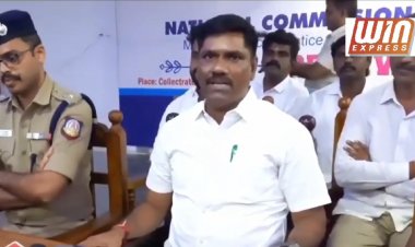 தேனி மாவட்டம் தேசிய தூய்மைப்பணியாளர் மேம்பாட்டு ஆணையத் தலைவர் வெங்கடேசன்  தலைமையில் தூய்மை பணியாளர்கள் பணிதிறன் குறித்த  ஆய்வுக் கூட்டம் நடைபெற்றது.