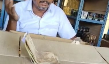 திருப்பூர் பெருமாநல்லூரில்  10 ரூபாய் அதிகம் தராததால்  மது கொடுக்க மறுத்த ஊழியர்  வைரலாகும் வீடியோ