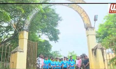 மேட்டுப்பாளையத்தில் தூய்மைப் பணியில் ஈடுபட்ட ஸ்ரீ ராமகிருஷ்ண மிஷன் வித்யாலயா கல்லூரி மாணவர்கள் மற்றும் சமூக ஆர்வலர்கள்